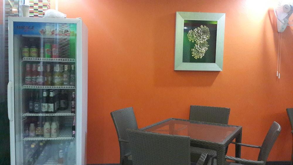 Silla Patong Hostel Zewnętrze zdjęcie