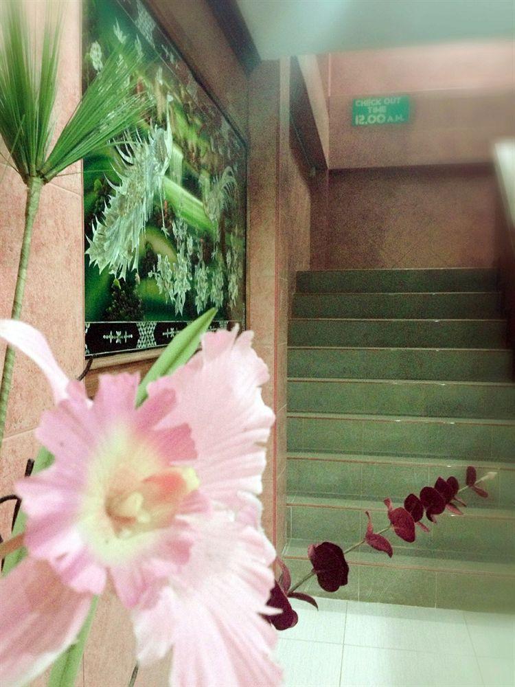 Silla Patong Hostel Zewnętrze zdjęcie
