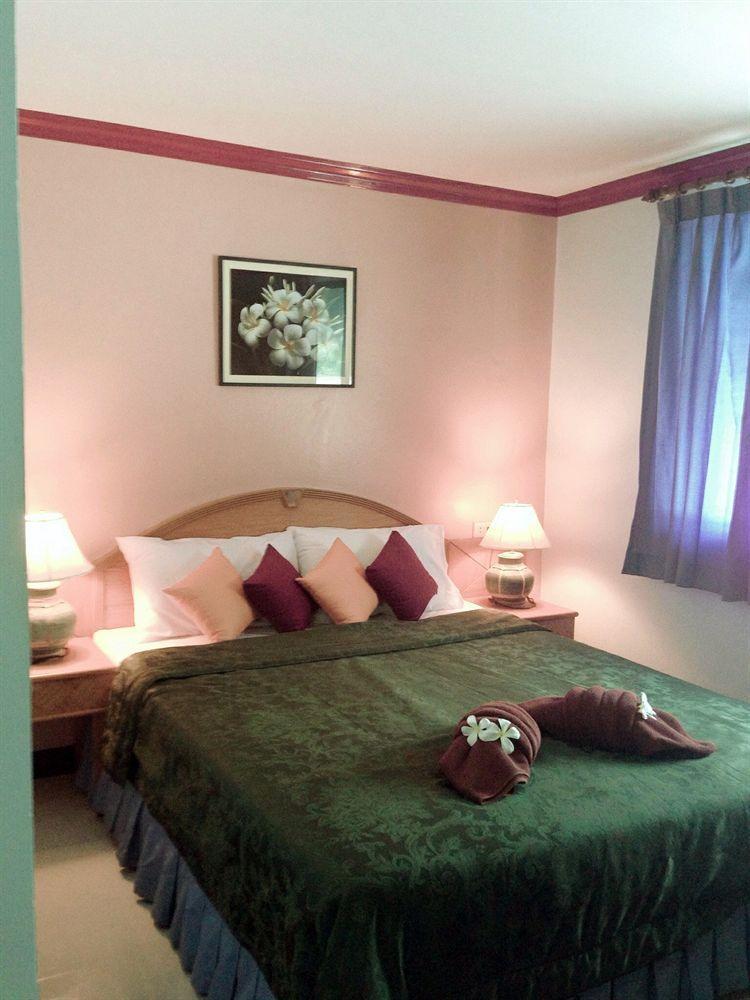 Silla Patong Hostel Zewnętrze zdjęcie