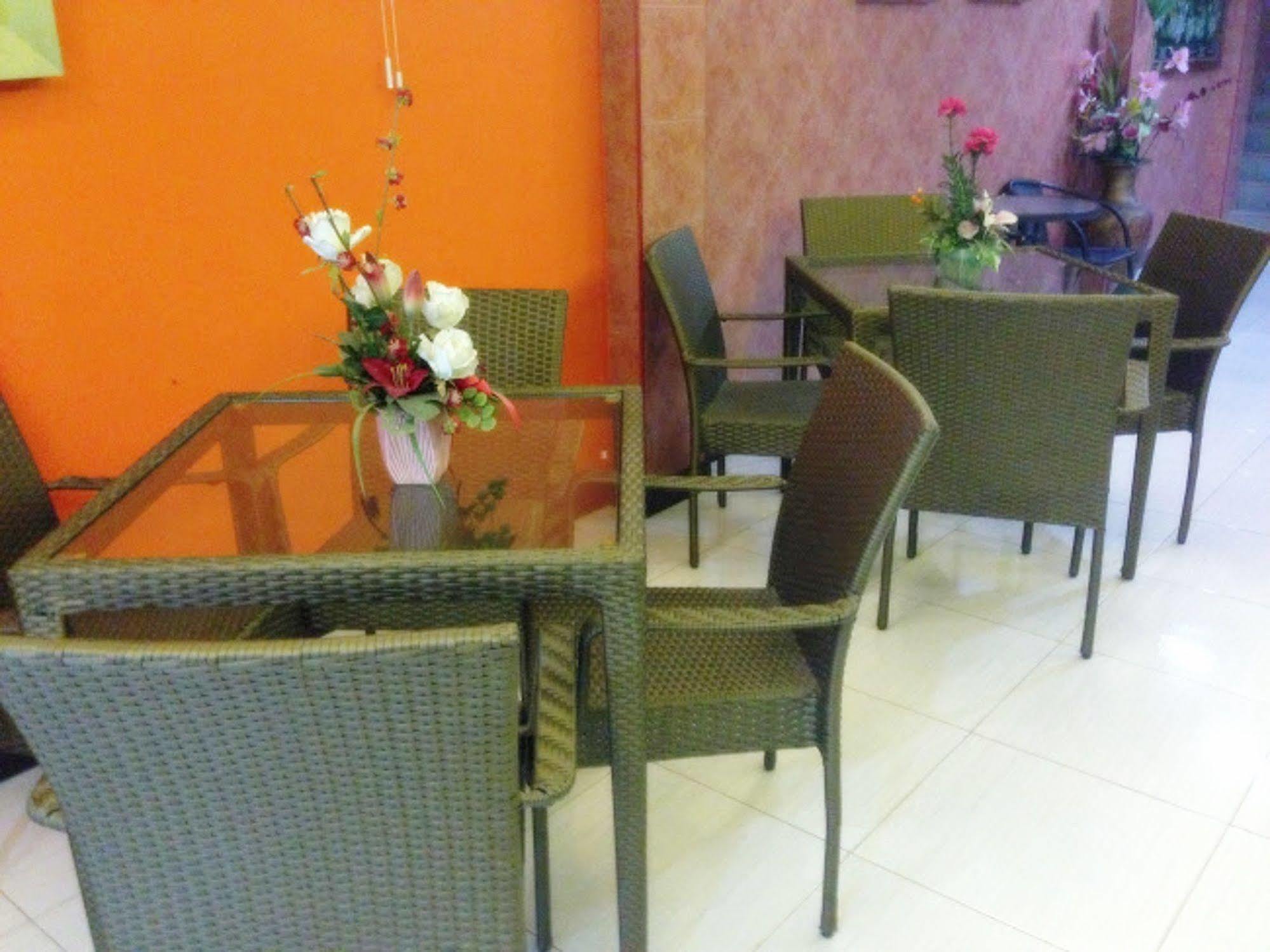Silla Patong Hostel Zewnętrze zdjęcie
