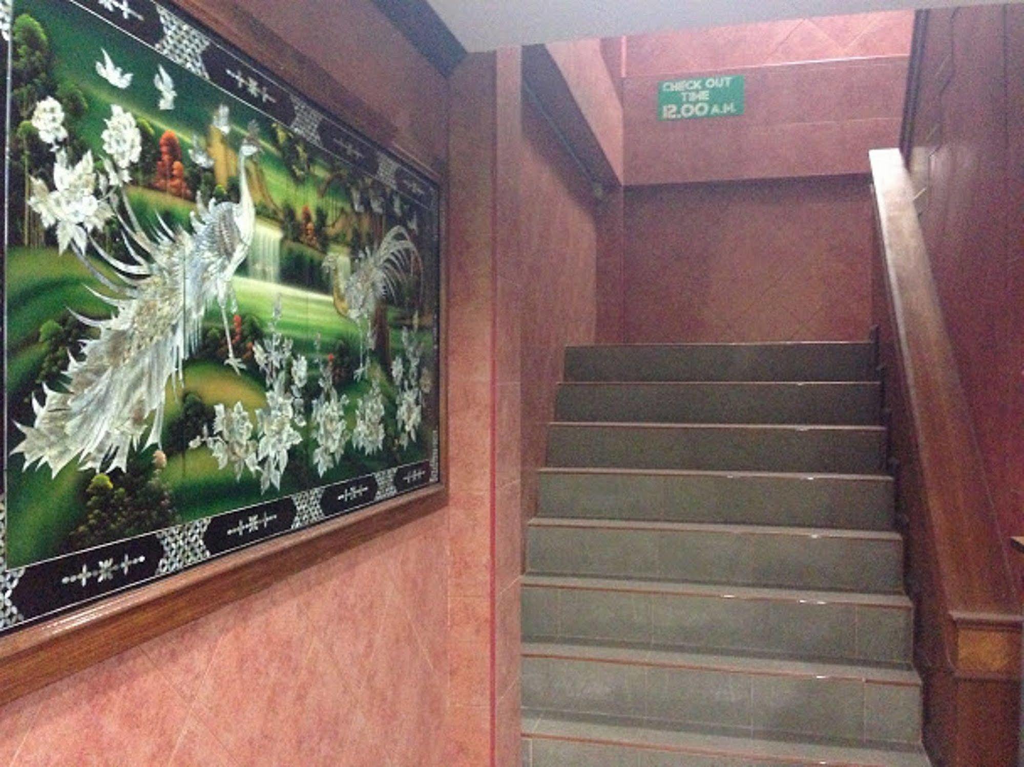 Silla Patong Hostel Zewnętrze zdjęcie