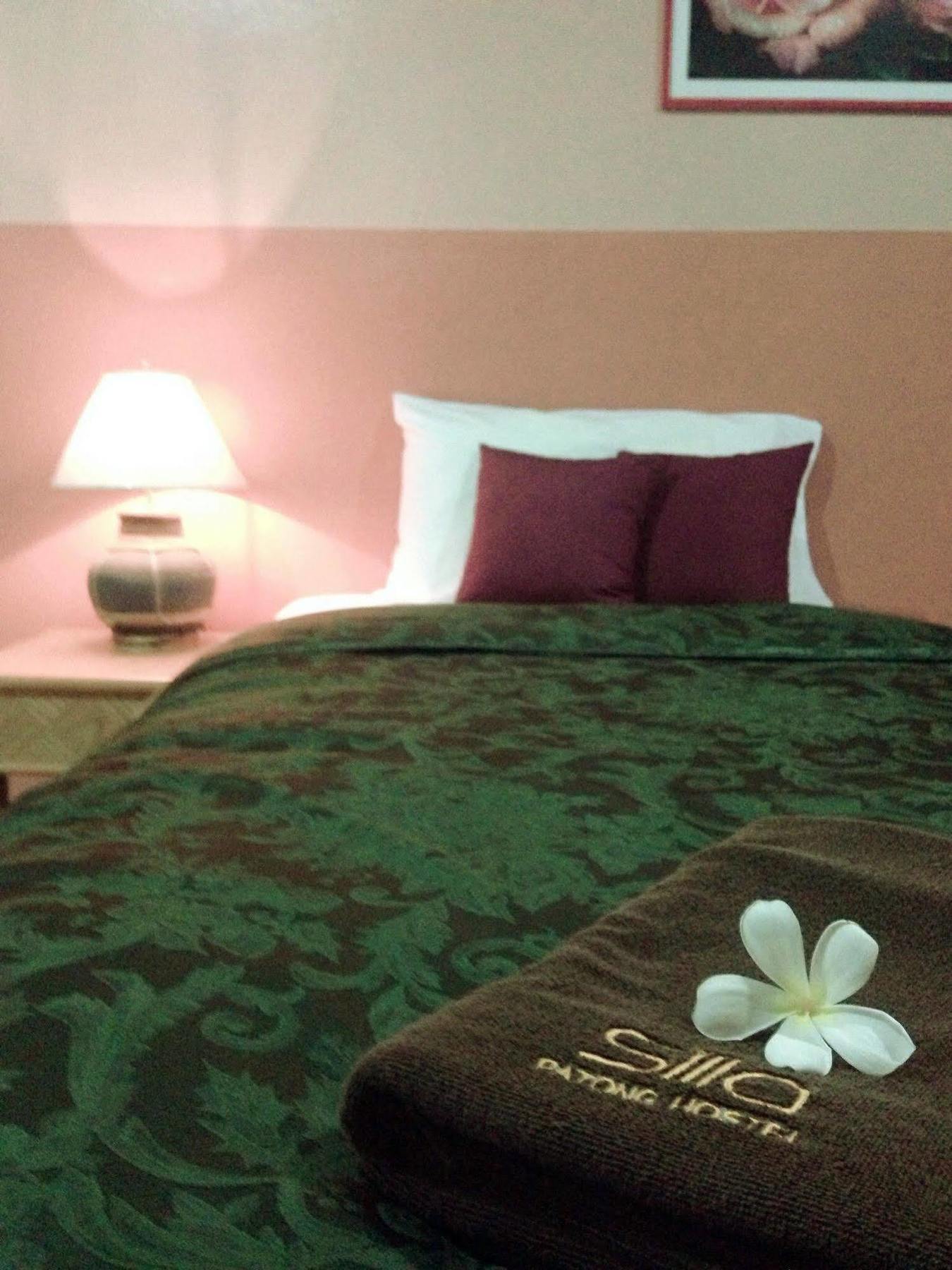 Silla Patong Hostel Zewnętrze zdjęcie