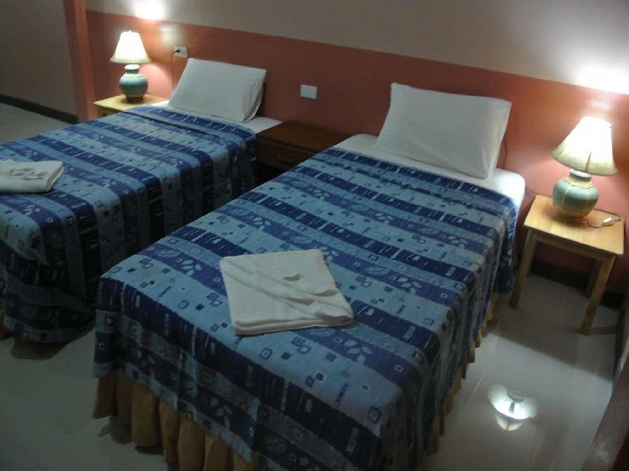 Silla Patong Hostel Zewnętrze zdjęcie